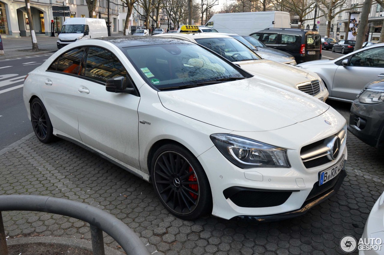 Mercedes-Benz CLA 45 AMG C117