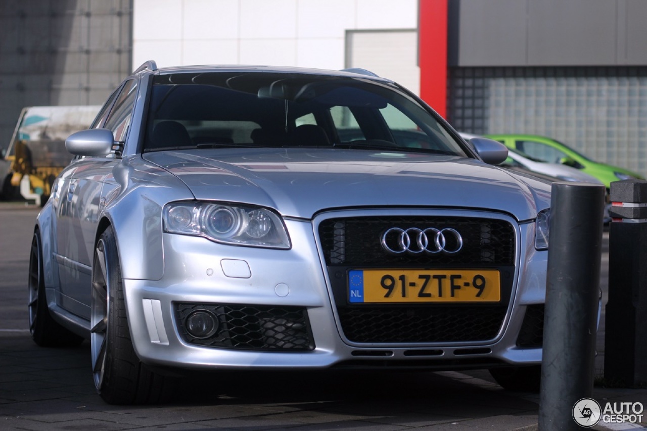 Audi RS4 Avant B7