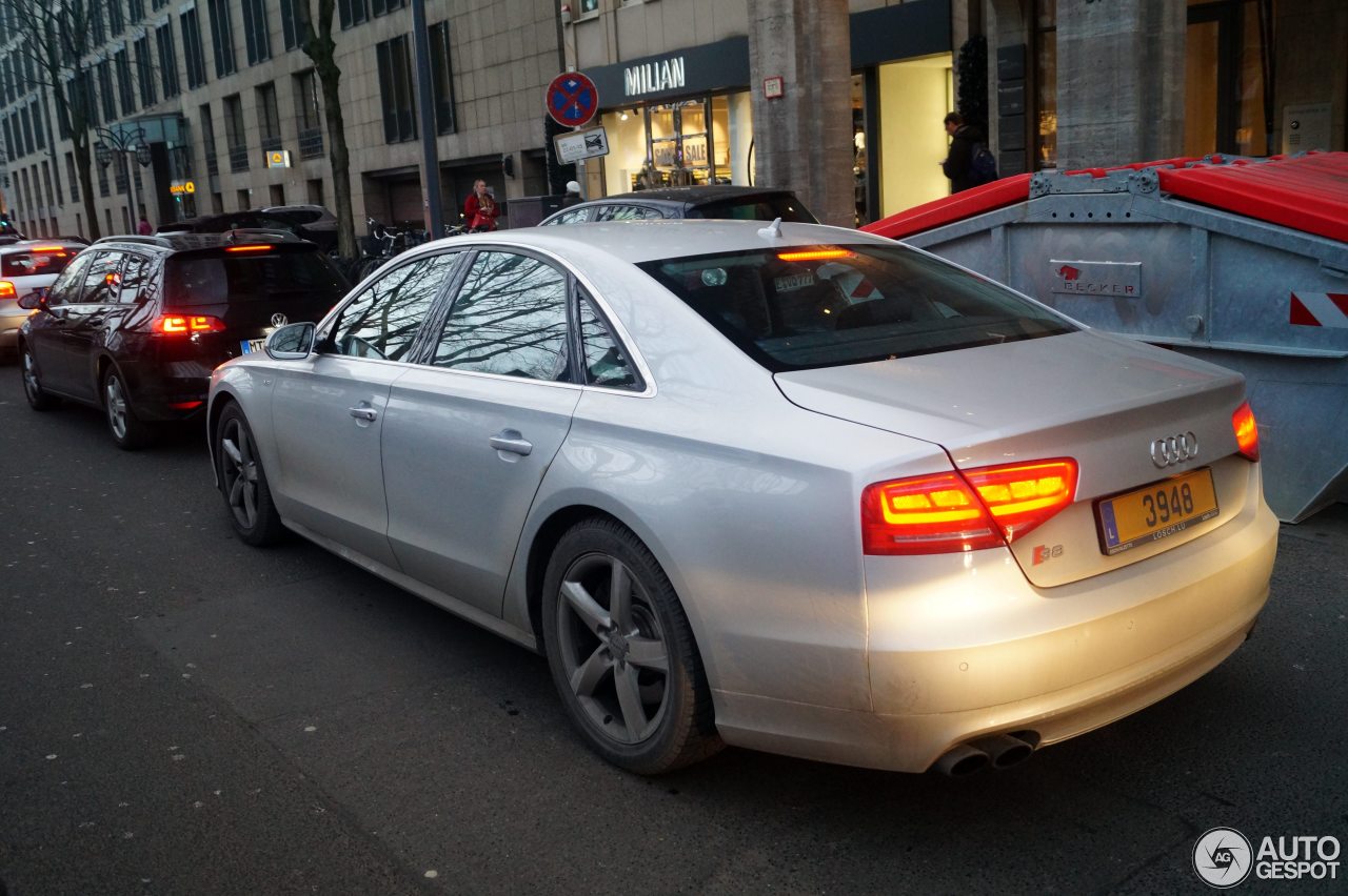 Audi S8 D4