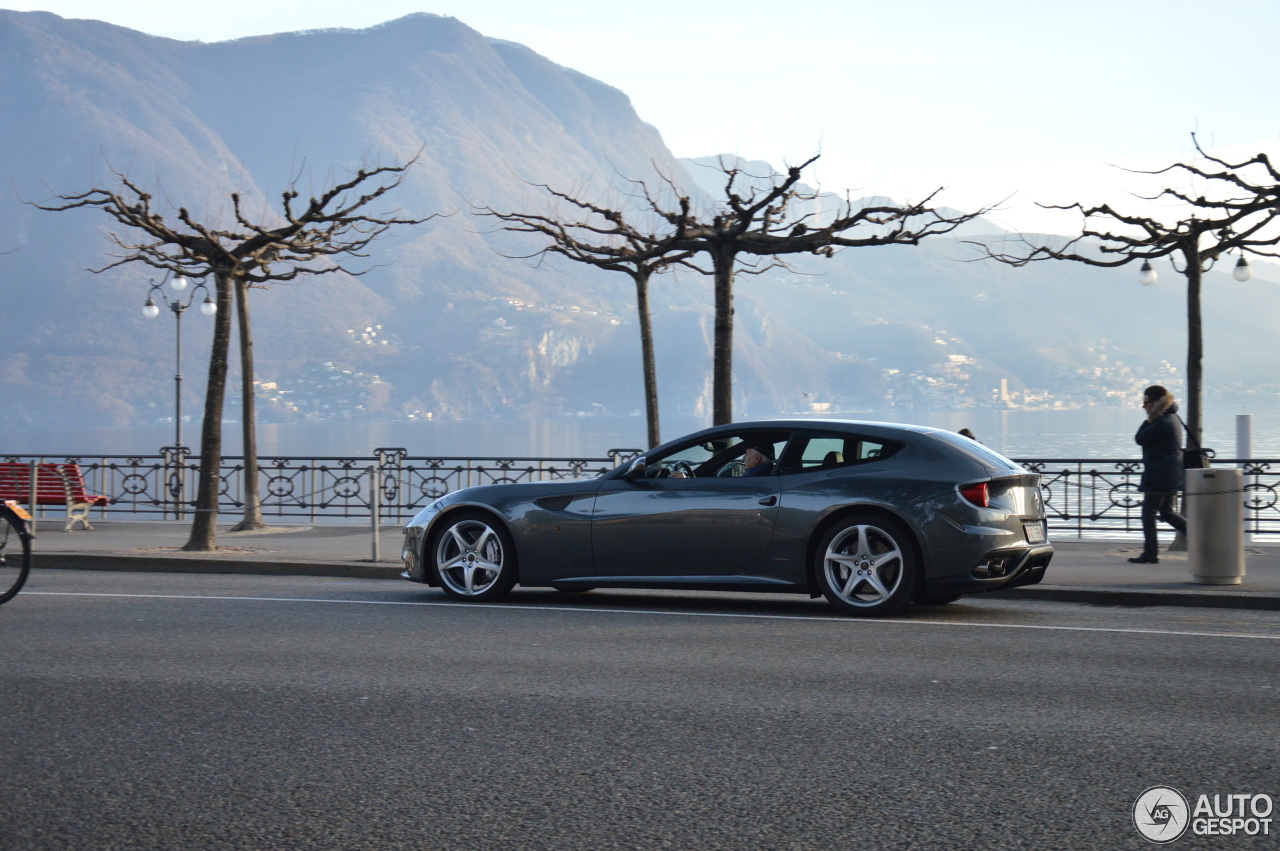 Ferrari FF