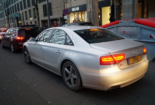 Audi S8 D4