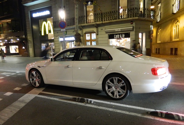 Bentley Flying Spur V8