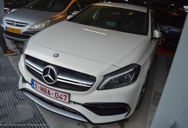 Mercedes-AMG A 45 W176 2015