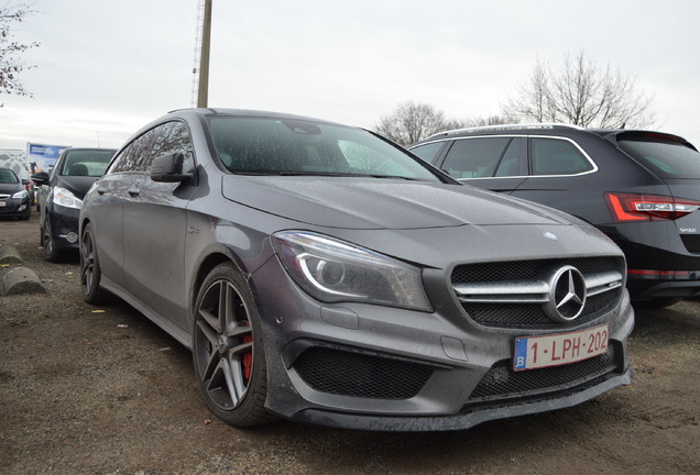 Mercedes-Benz CLA 45 AMG Shooting Brake