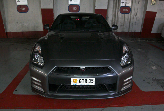 Nissan GT-R 2012