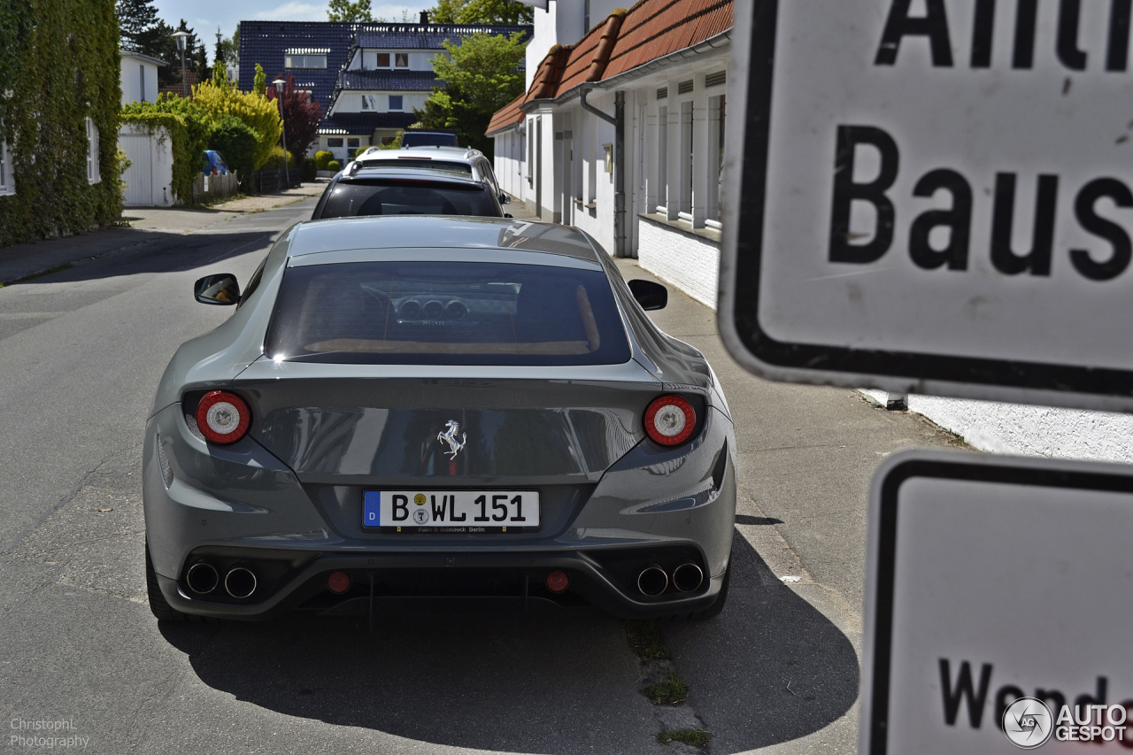 Ferrari FF