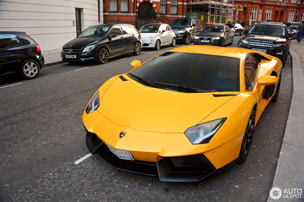 Lamborghini Aventador LP700-4