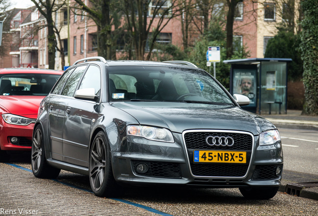 Audi RS4 Avant B7