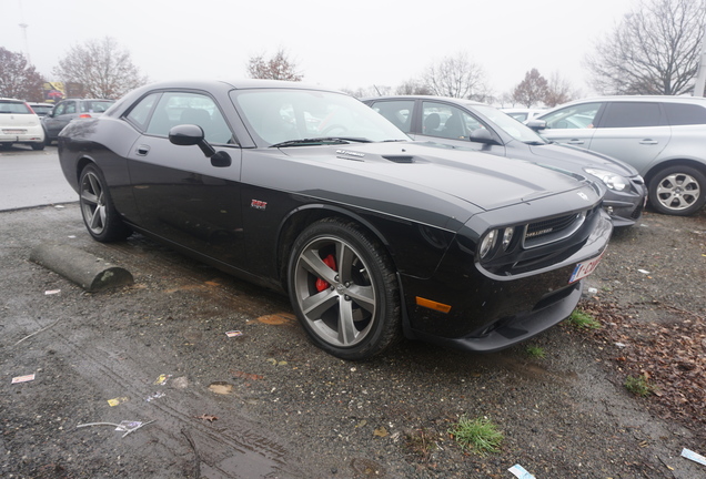 Dodge Challenger SRT-8