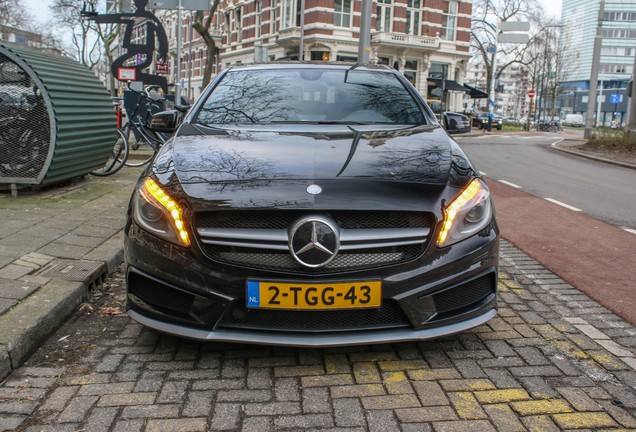 Mercedes-Benz A 45 AMG