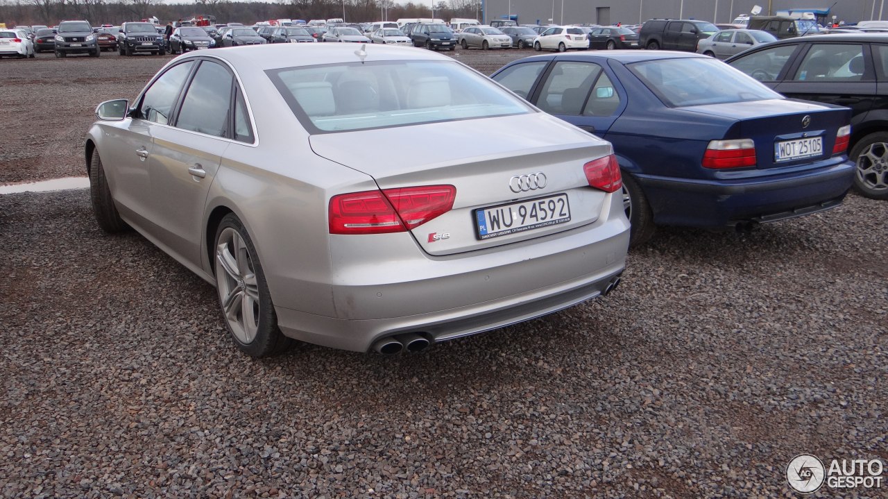 Audi S8 D4