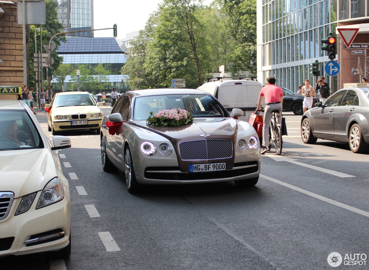 Bentley Flying Spur V8