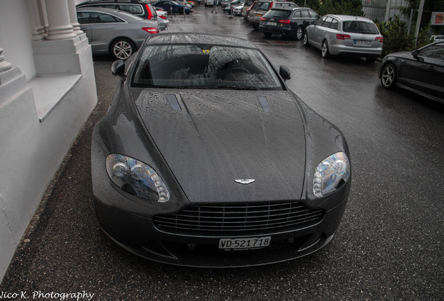 Aston Martin V8 Vantage S