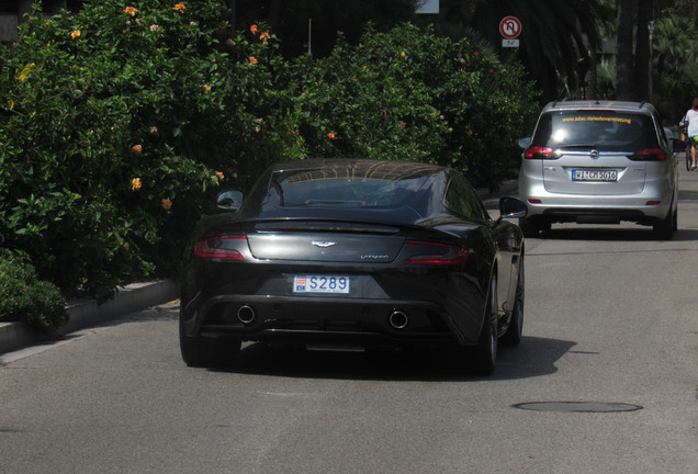 Aston Martin Vanquish 2013