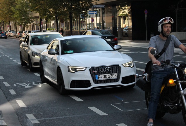 Audi RS5 B8 2012