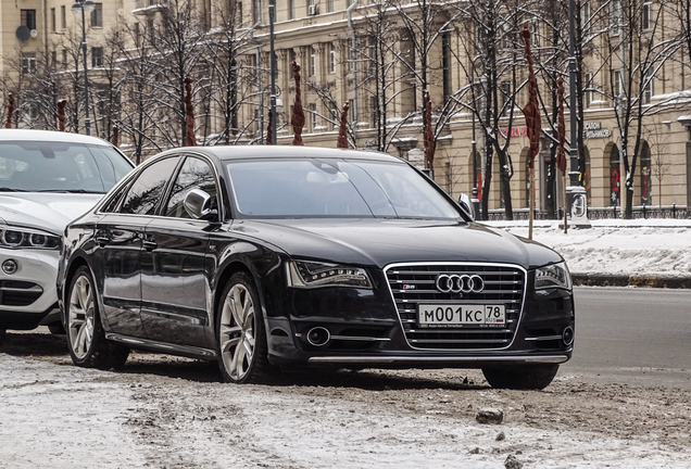 Audi S8 D4