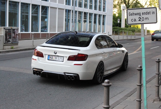 BMW M5 F10 2011