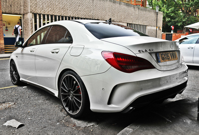 Mercedes-Benz CLA 45 AMG C117