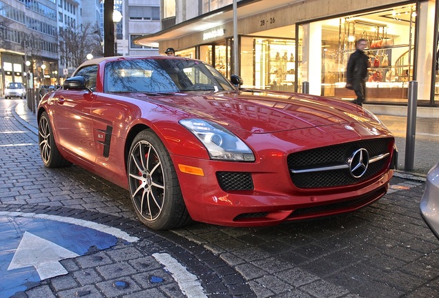 Mercedes-Benz SLS AMG GT Roadster