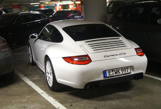 Porsche 997 Carrera GTS