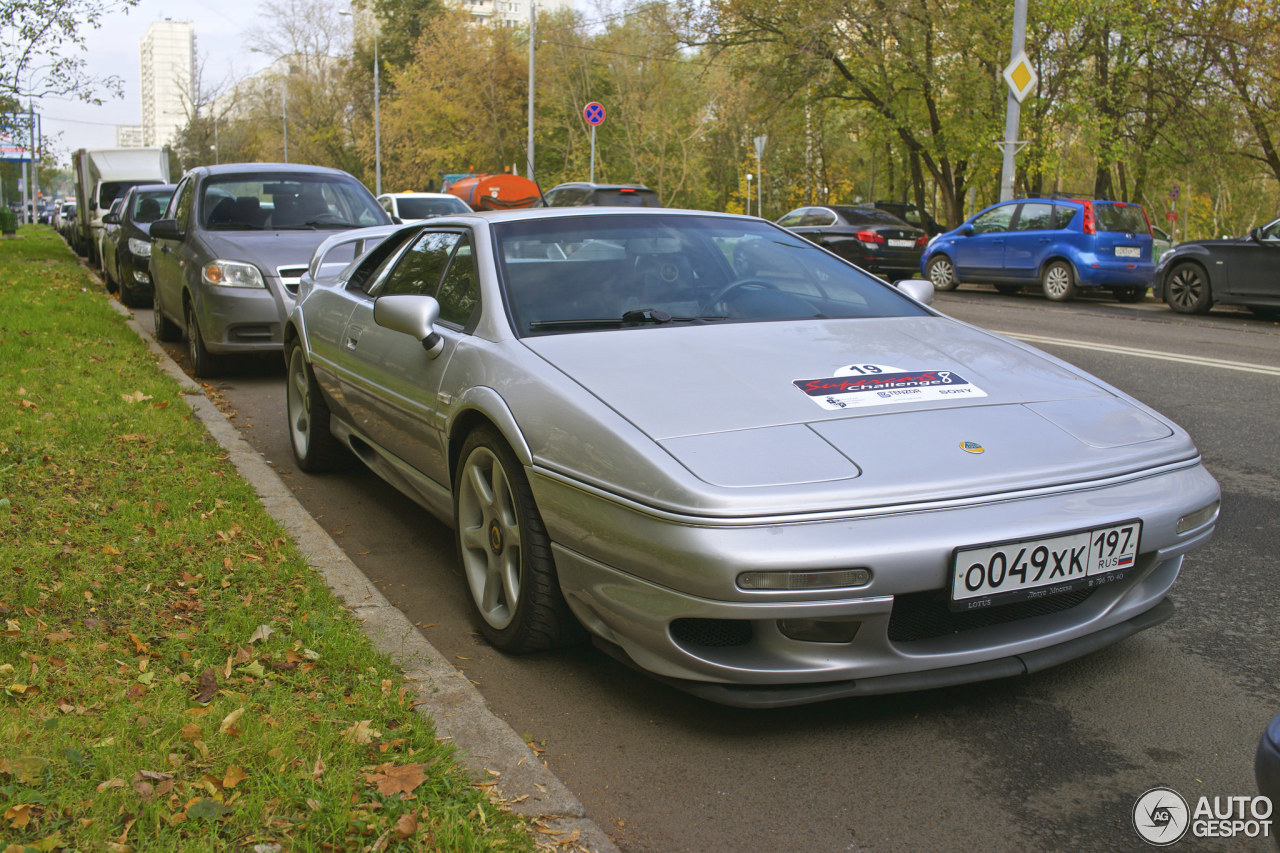 Lotus Esprit V8