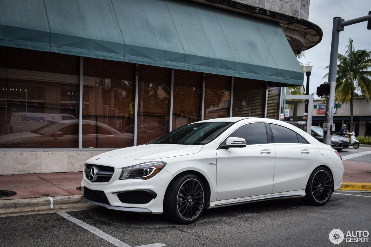 Mercedes-Benz CLA 45 AMG C117