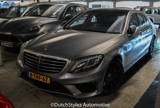 Mercedes-Benz S 63 AMG V222