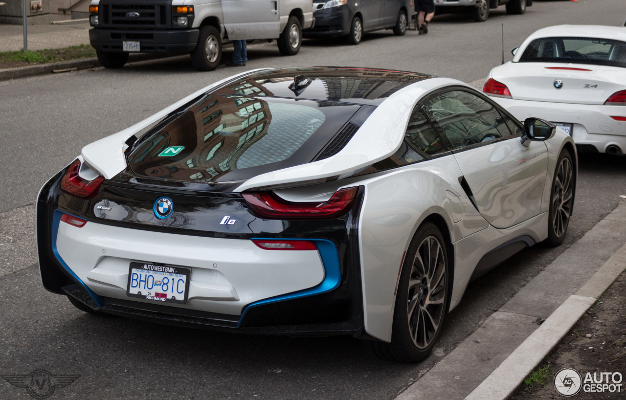 BMW i8