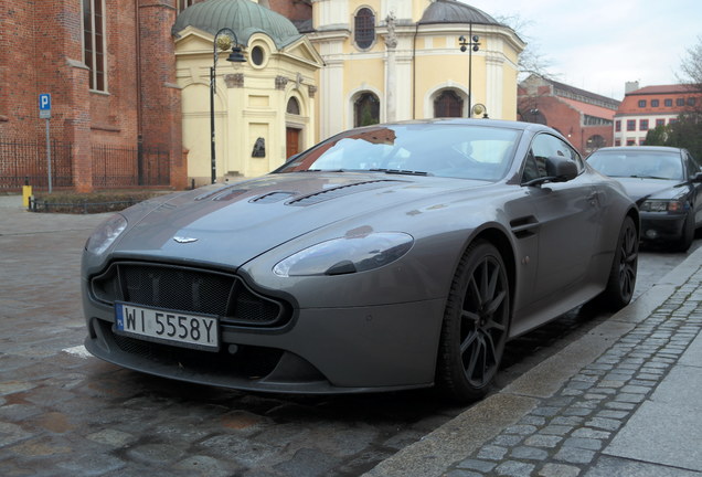 Aston Martin V12 Vantage S