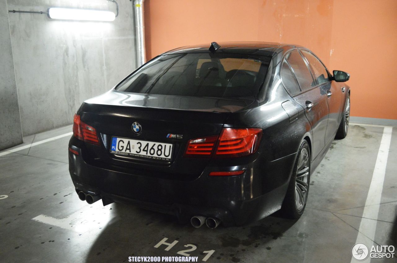 Tappo Copri Lavafari Destro Per BMW Serie 5 M5 F10 2011-2016 - Numero OEM 51118055236, Colore Nero