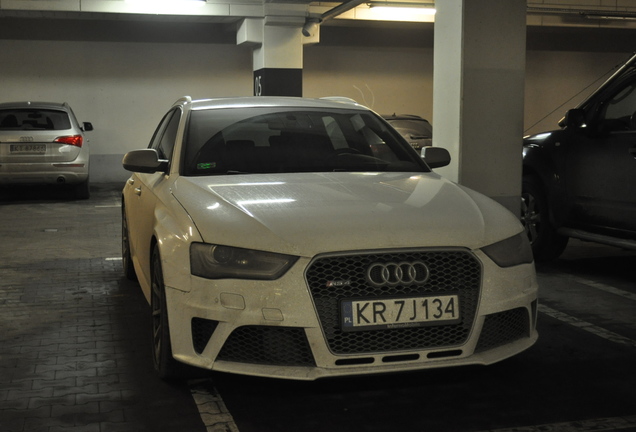 Audi RS4 Avant B8