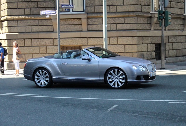 Bentley Continental GTC 2012