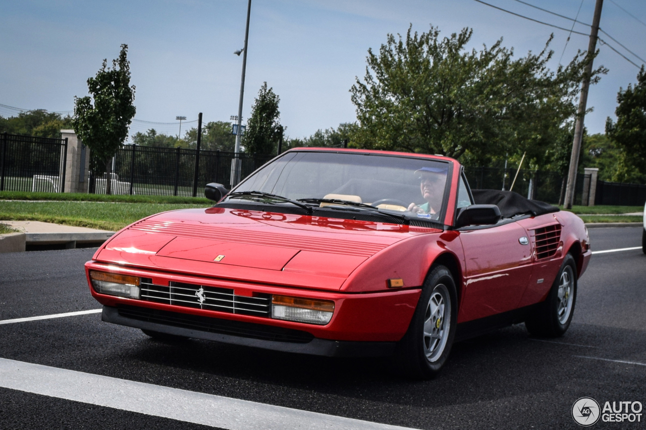 Ferrari Mondial 3.2 Cabriolet