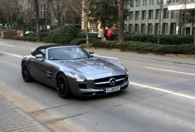 Mercedes-Benz SLS AMG Roadster