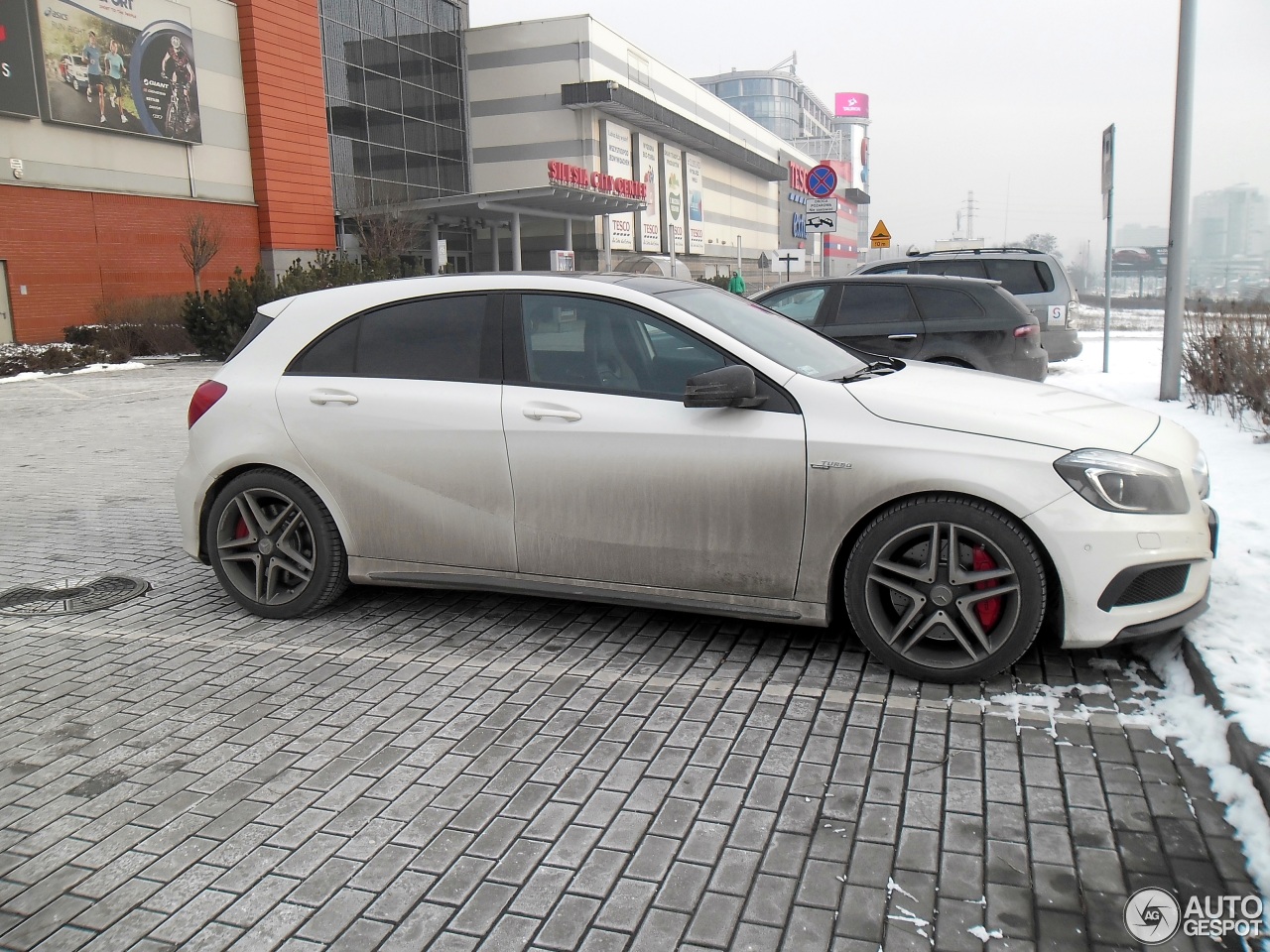 Mercedes-Benz A 45 AMG