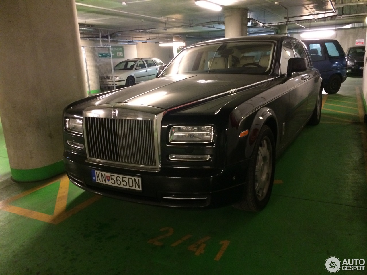 Rolls-Royce Phantom EWB Series II