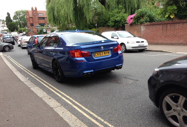 BMW M5 F10 2011