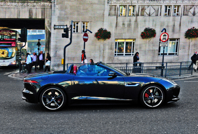 Jaguar F-TYPE S V8 Convertible