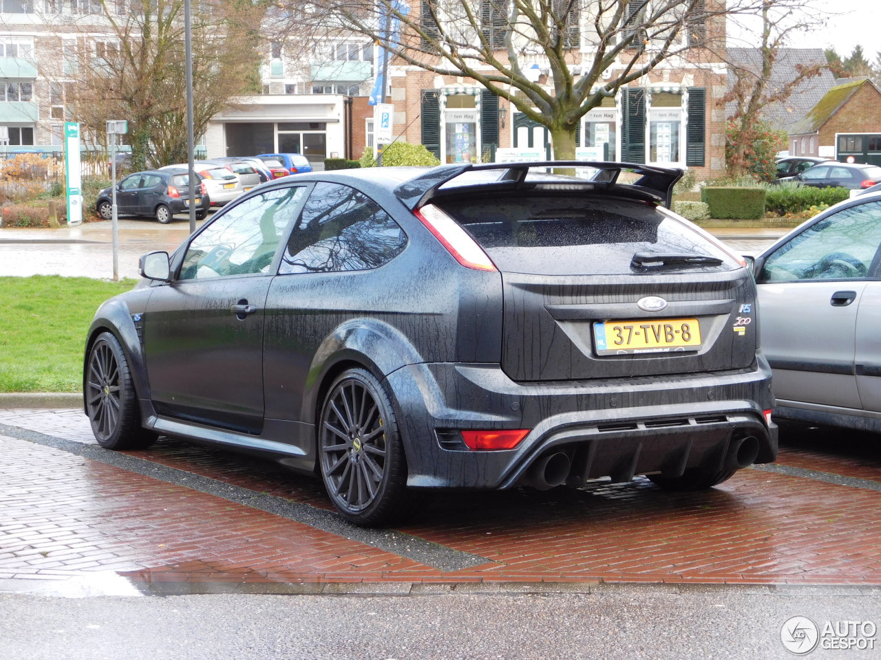 Ford Focus RS 500 Mountune MR 420