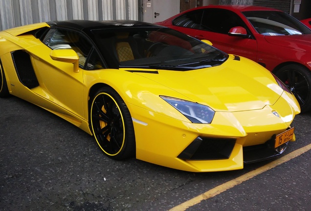 Lamborghini Aventador LP700-4 Roadster