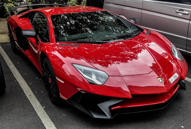 Lamborghini Aventador LP750-4 SuperVeloce