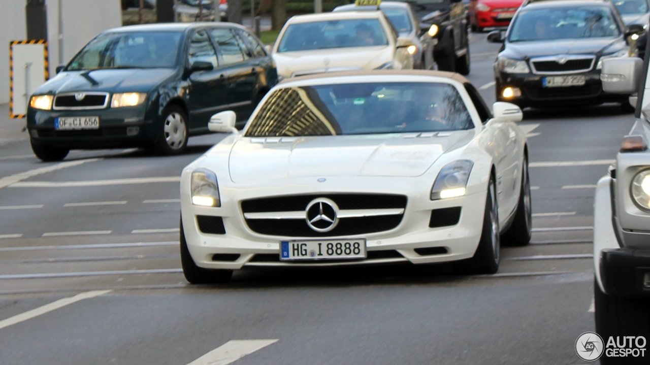 Mercedes-Benz SLS AMG Roadster