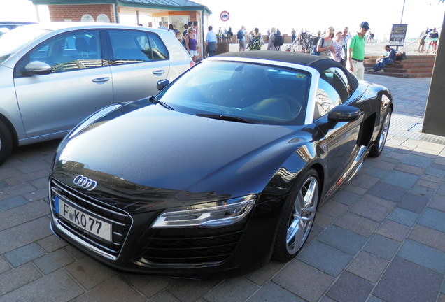 Audi R8 V10 Spyder 2013