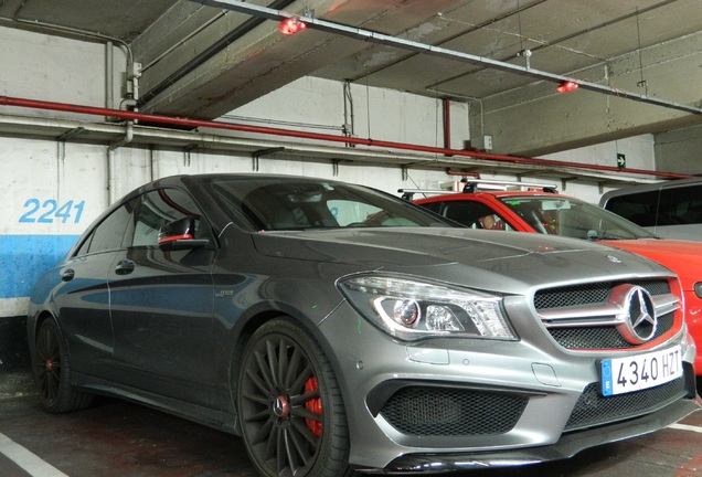 Mercedes-Benz CLA 45 AMG Edition 1 C117