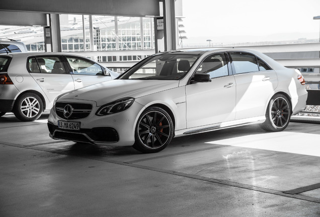 Mercedes-Benz E 63 AMG S W212