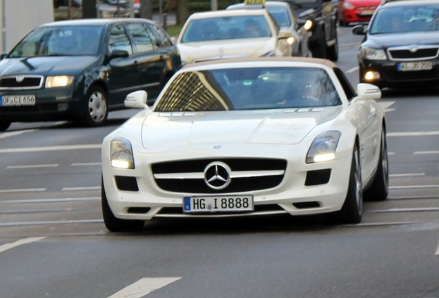 Mercedes-Benz SLS AMG Roadster