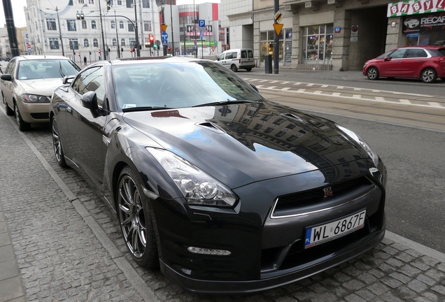 Nissan GT-R 2011