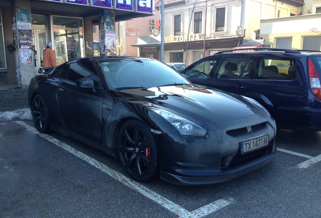 Nissan GT-R