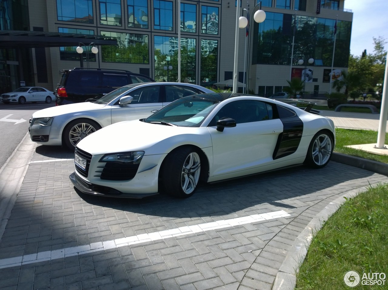 Audi R8