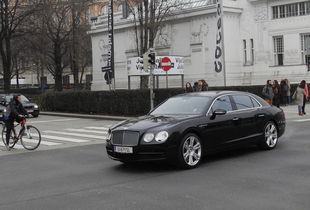 Bentley Flying Spur V8